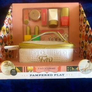 RARE! F.A.O. Schwarz Pampered Play Pretend Wooden Beauty Set NIB